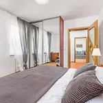 Apartamento Jantar Sunny Olymp I